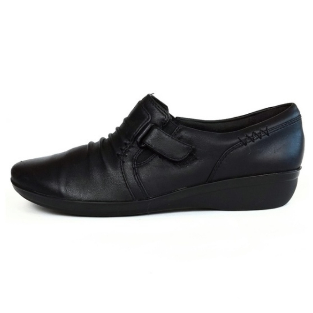 Clark's Black Ruched Leather Loafers